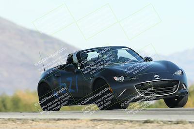 media/Jan-04-2026-SCCA SD (Sun) [[defc442887]]/3-Intermediate 2 group/Session 1 Turn 9/